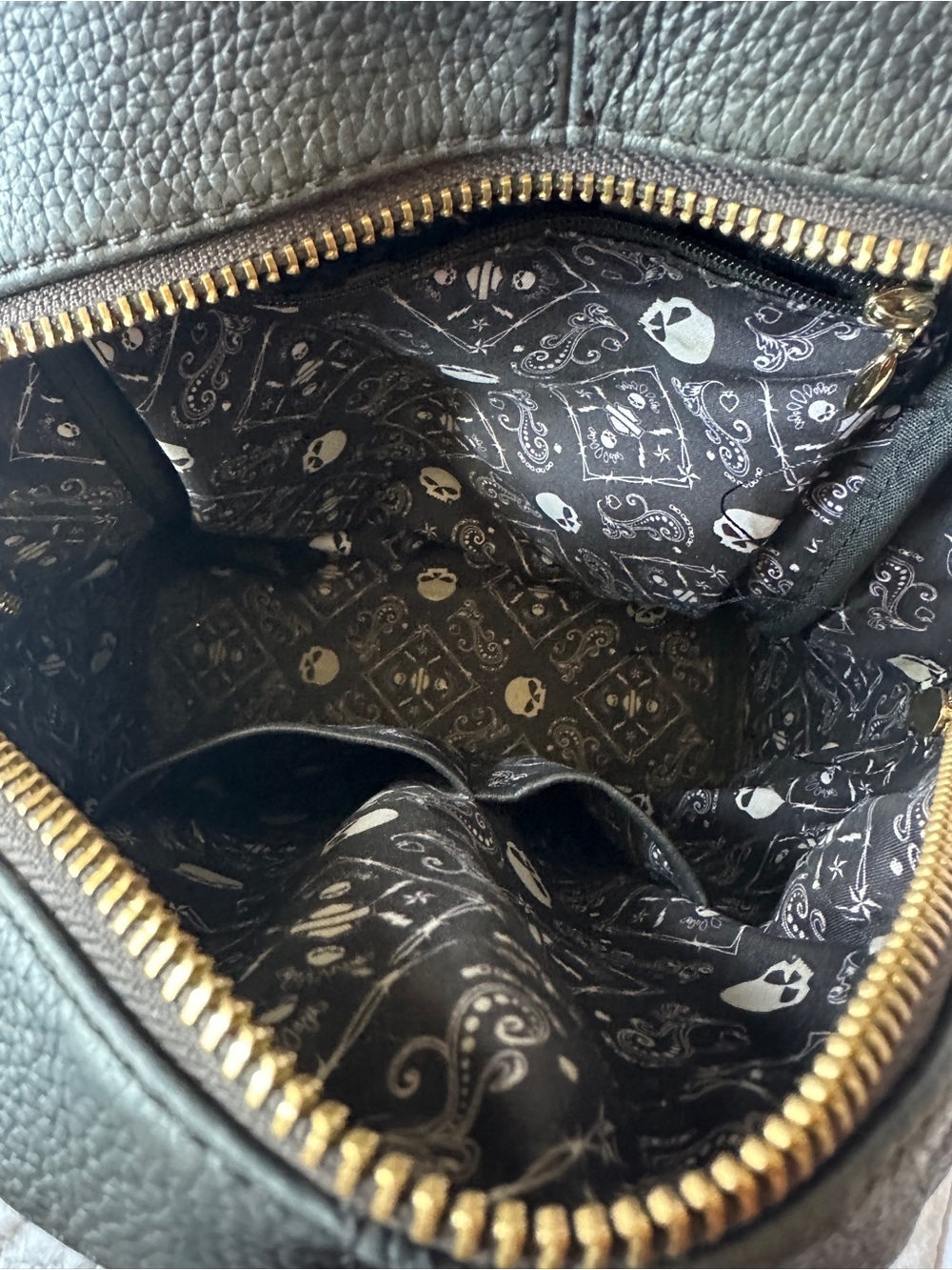HARLEY Vintage Genuine Leather Studded Mini Backpack - Picture 4 of 7